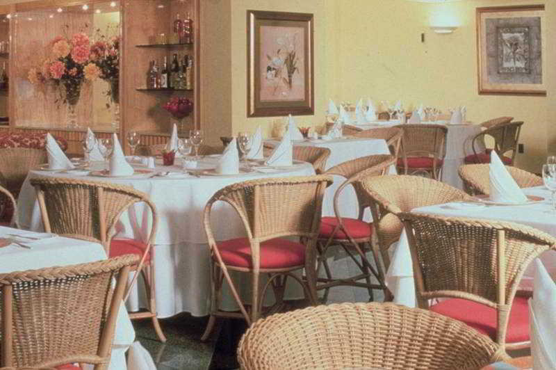 Tulip Inn Fortaleza Ресторан фото